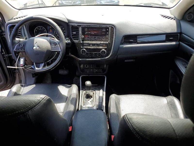 2018 MITSUBISHI OUTLANDER SE 8