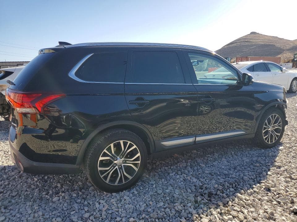 2017 MITSUBISHI OUTLANDER SE 3