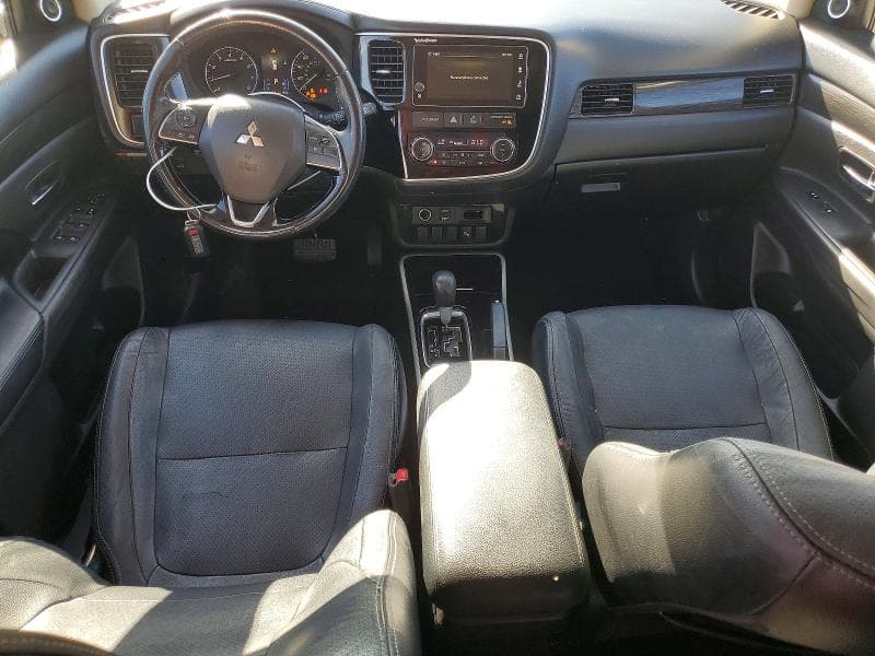2017 MITSUBISHI OUTLANDER SE 8