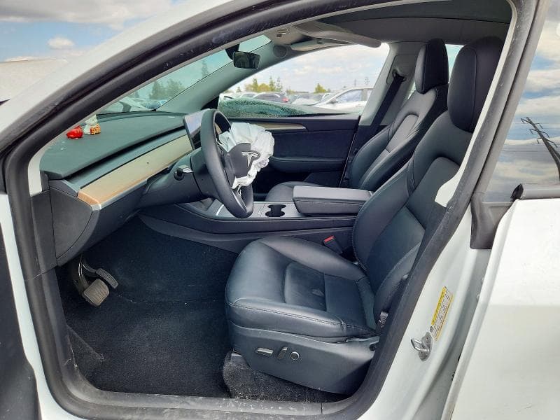 2024 TESLA MODEL Y 7
