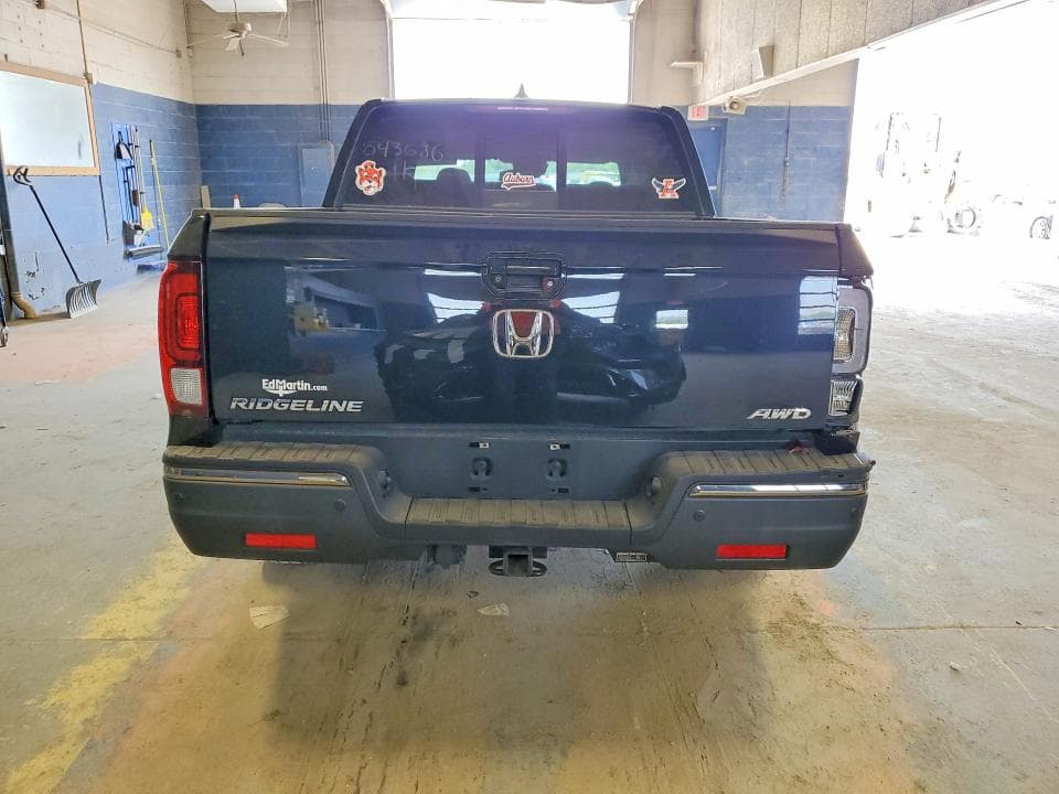 2019 HONDA RIDGELINE BLACK EDITION BLACK EDITION 6