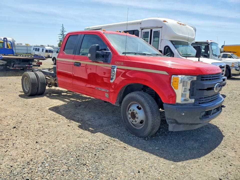 2017 FORD F350 CHSCB 5
