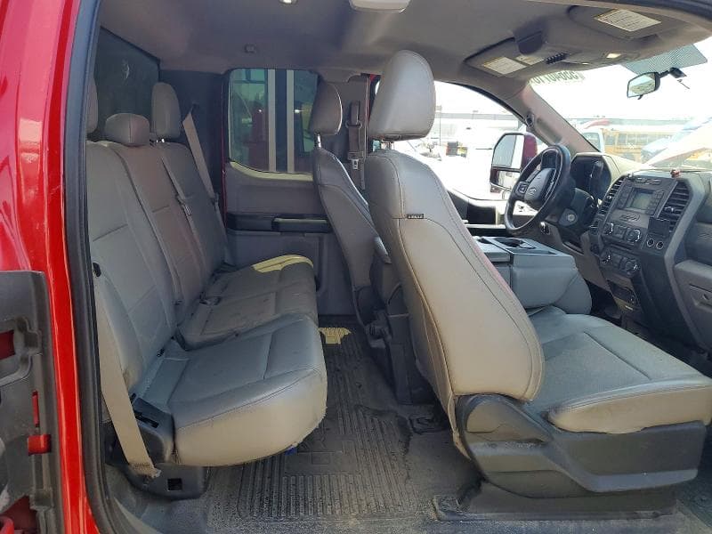 2017 FORD F350 CHSCB 11