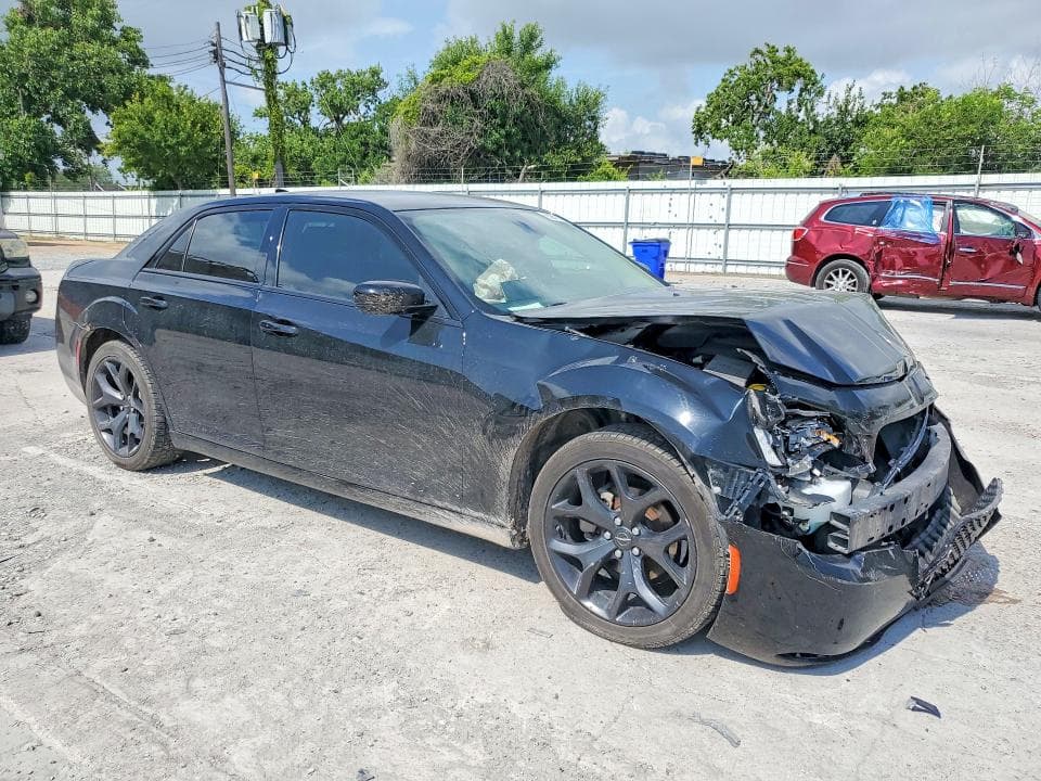 2021 CHRYSLER 300 TOURING 4