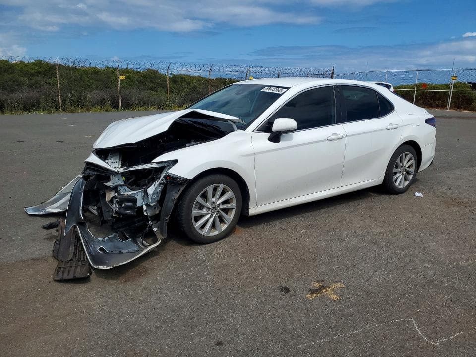 2022 TOYOTA CAMRY LE LE