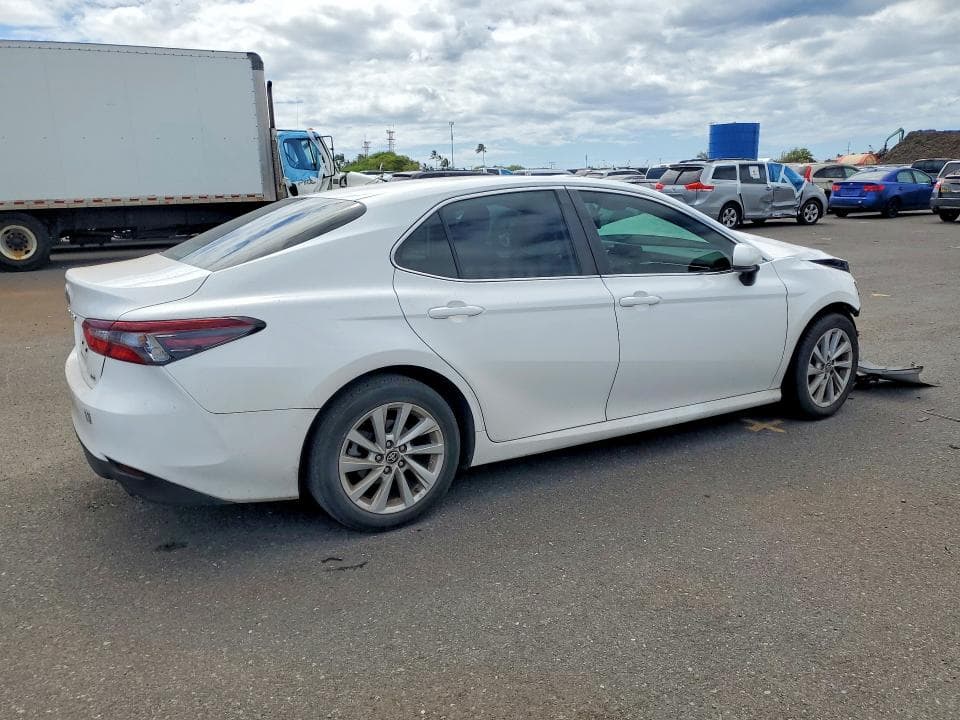 2022 TOYOTA CAMRY LE LE 3