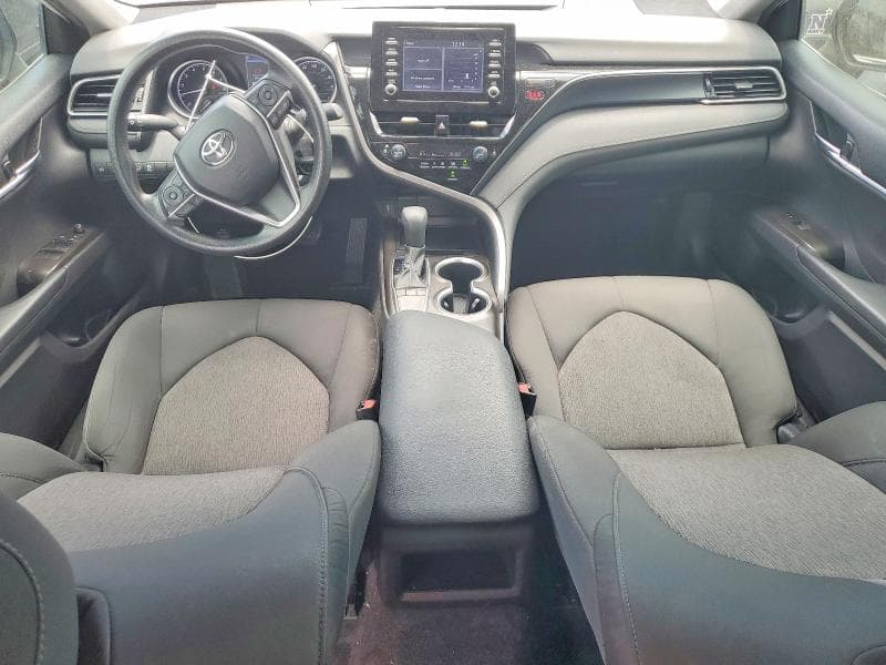 2022 TOYOTA CAMRY LE LE 8