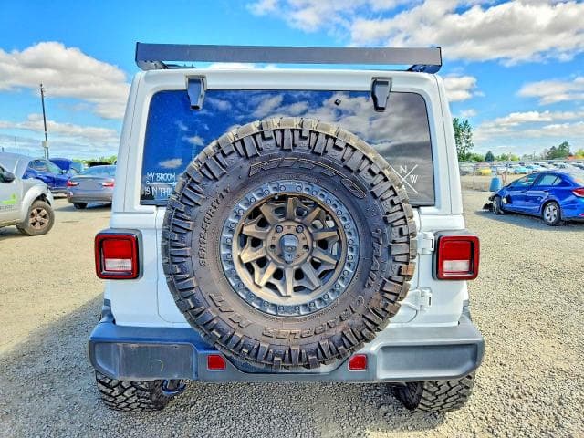 2020 JEEP WRANGLER UNLIMITED SAHARA SAHARA 6