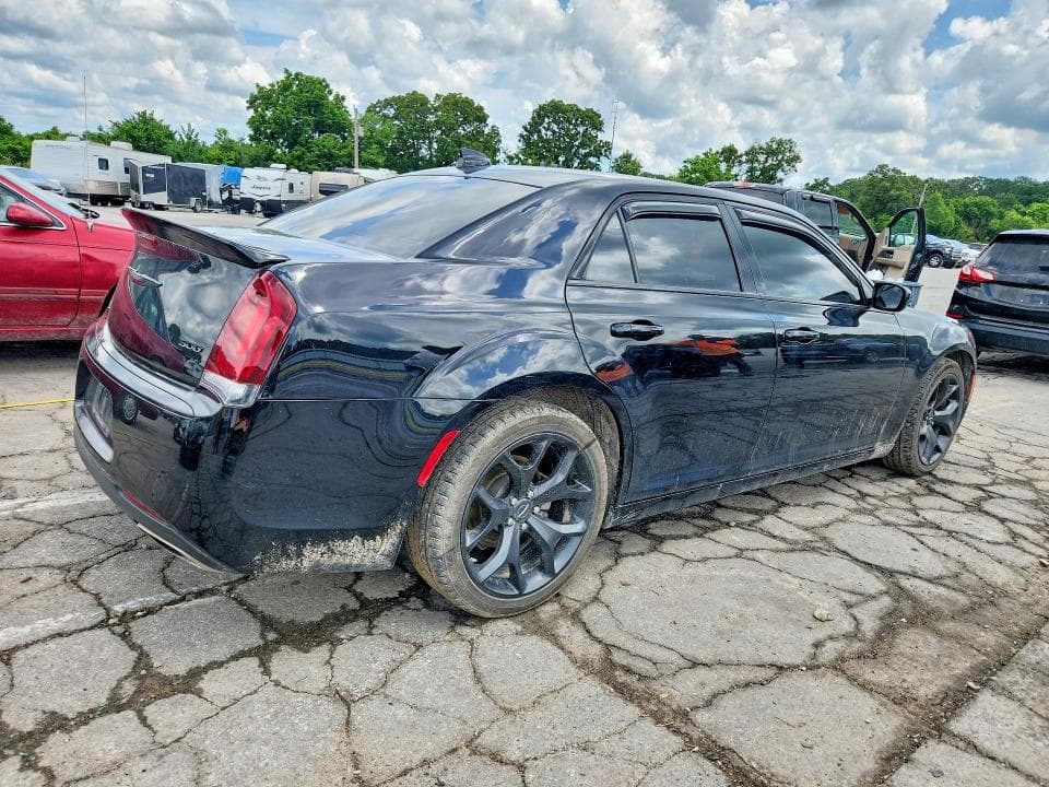 2022 CHRYSLER 300 TOURING 3