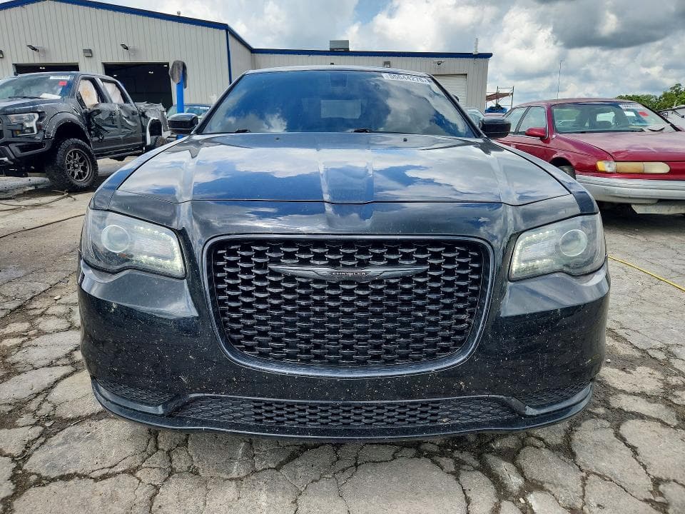 2022 CHRYSLER 300 TOURING 5