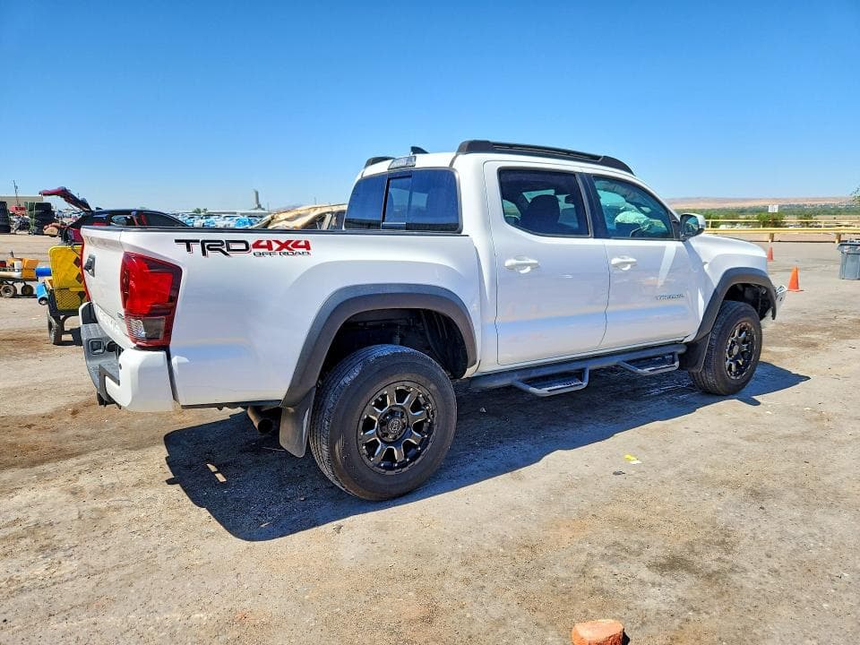 2019 TOYOTA TACOMA TRD OFF-ROAD 3