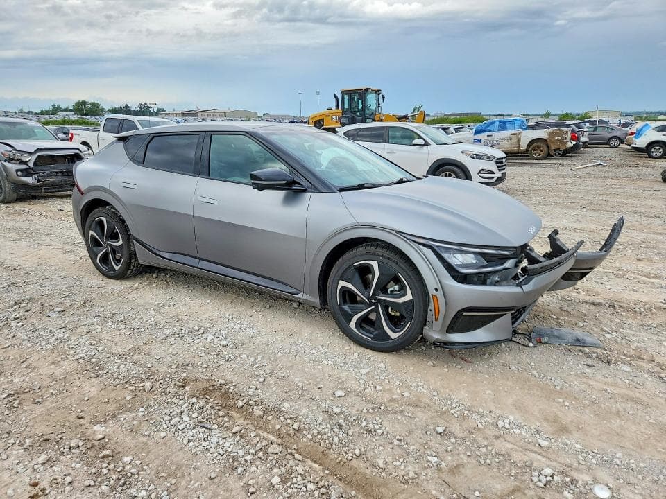 2023 KIA EV6 GT LINE 4