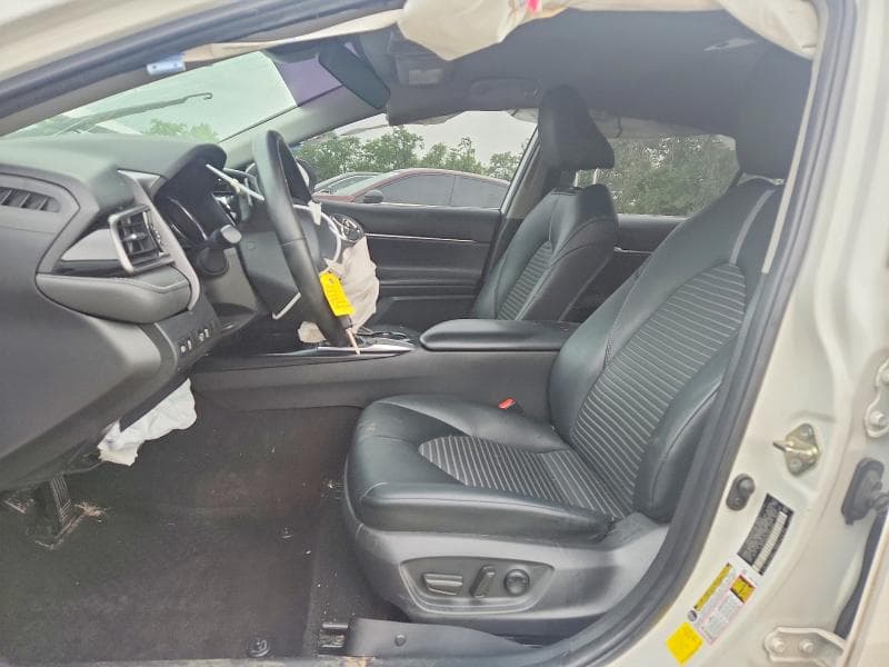 2019 TOYOTA CAMRY SE SE 7