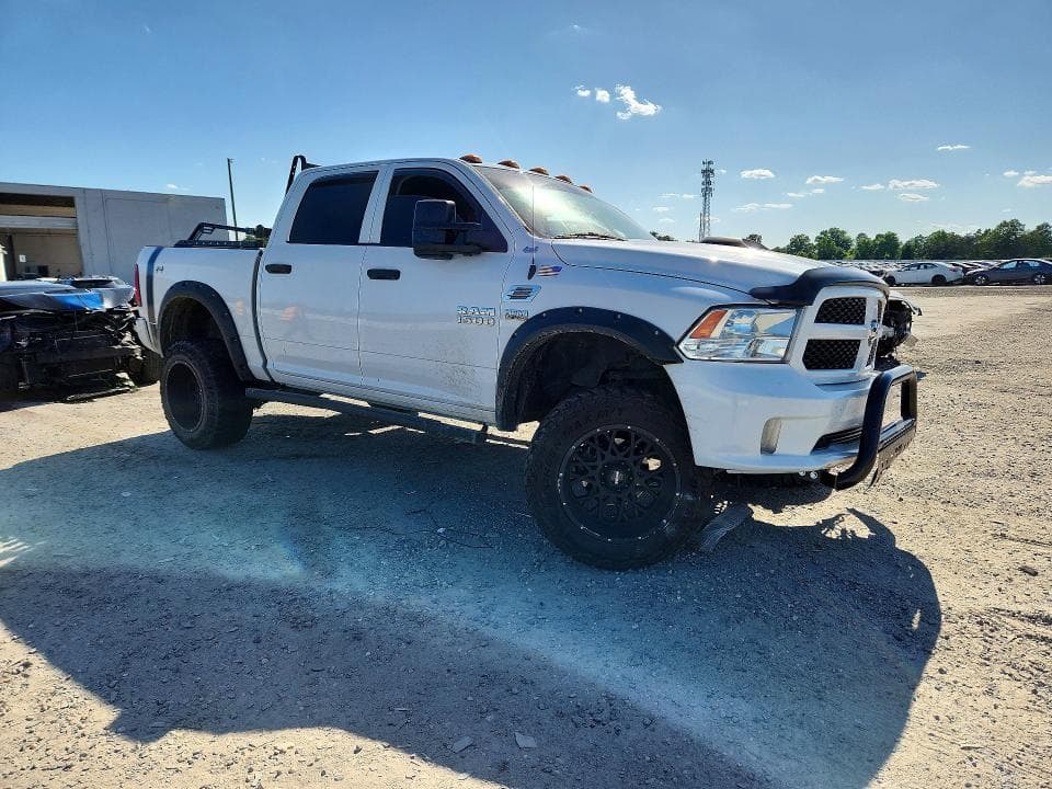 2017 RAM 1500 ST 4