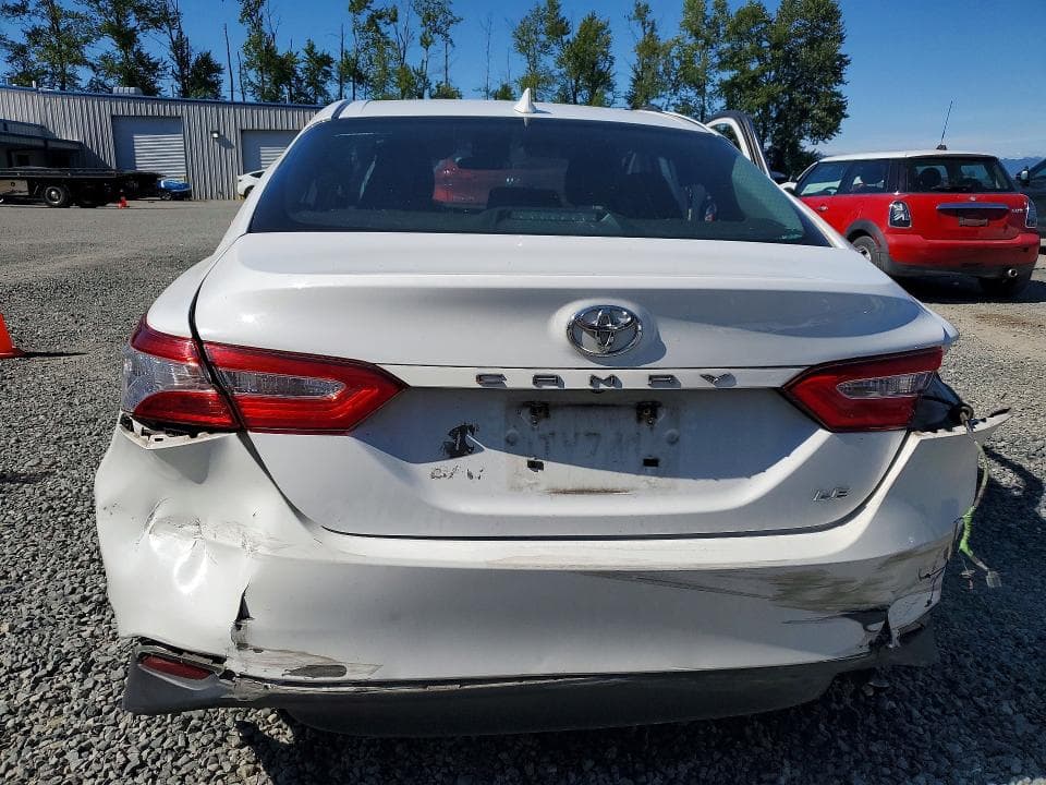 2019 TOYOTA CAMRY LE 6