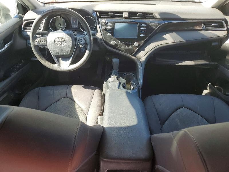 2019 TOYOTA CAMRY LE 8