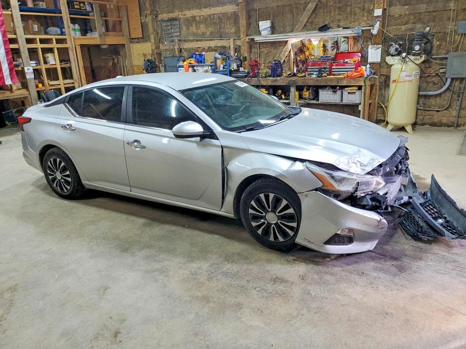 2019 NISSAN ALTIMA S S 4