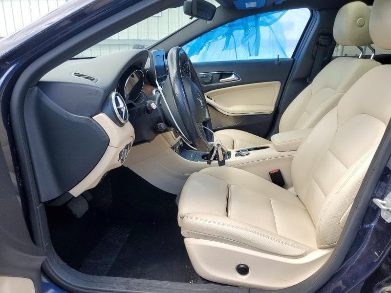2017 MERCEDES-BENZ GLA 250 7