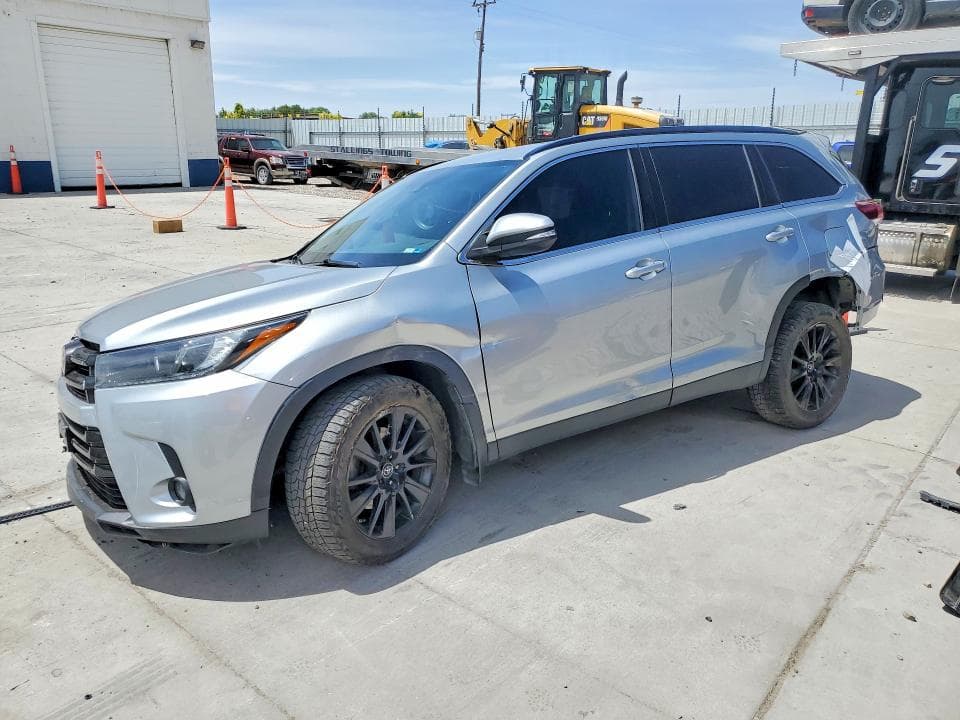 2019 TOYOTA HIGHLANDER SE SE - 1
