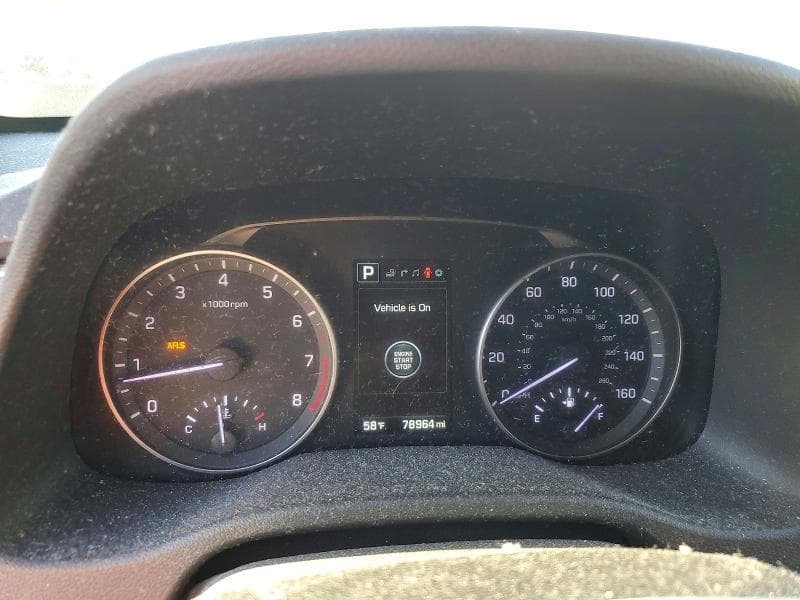 2017 HYUNDAI ELANTRA LIMITED 9