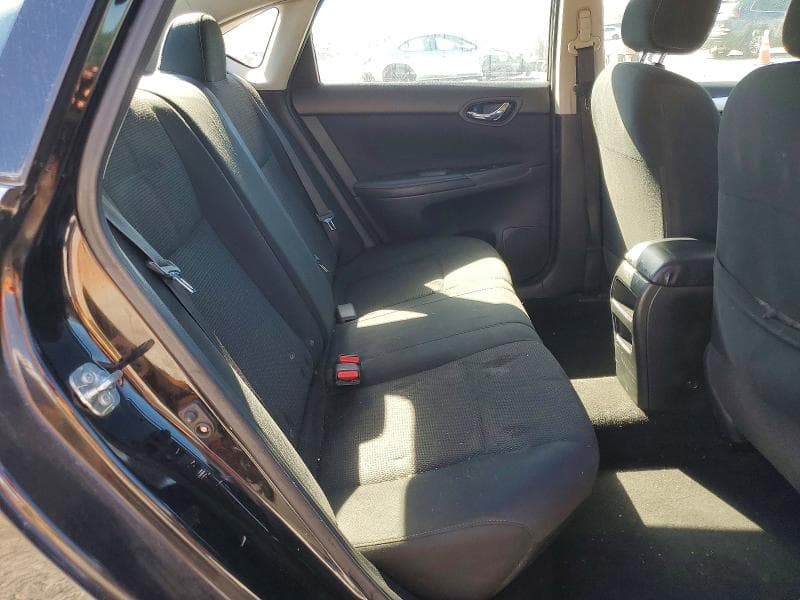 2019 NISSAN SENTRA S S 10