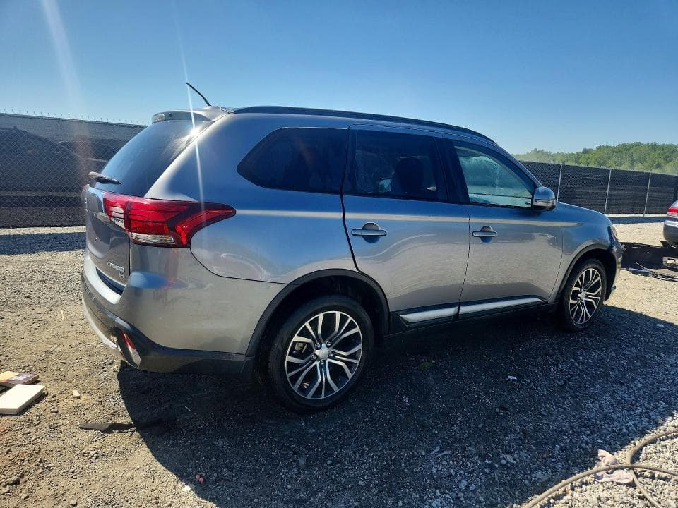 2016 MITSUBISHI OUTLANDER SE SE 3
