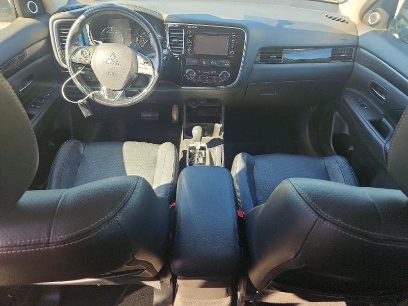 2016 MITSUBISHI OUTLANDER SE SE 8