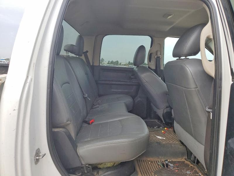 2018 RAM 2500 ST 10