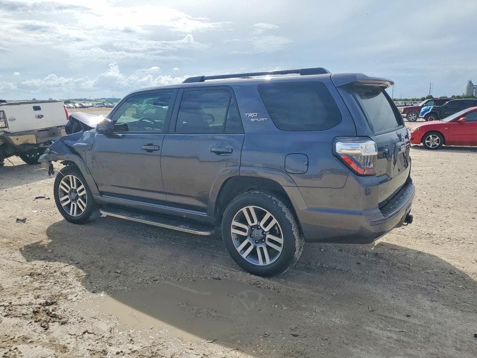 2023 TOYOTA 4RUNNER TRD SPORT 2