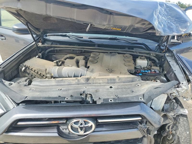 2023 TOYOTA 4RUNNER TRD SPORT 12