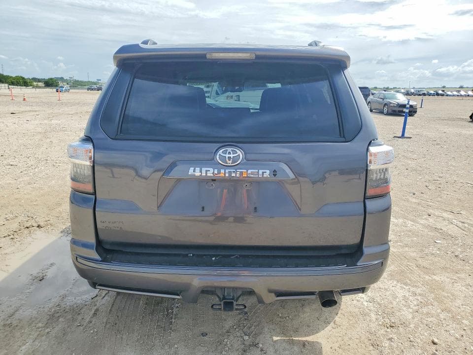 2023 TOYOTA 4RUNNER TRD SPORT 6