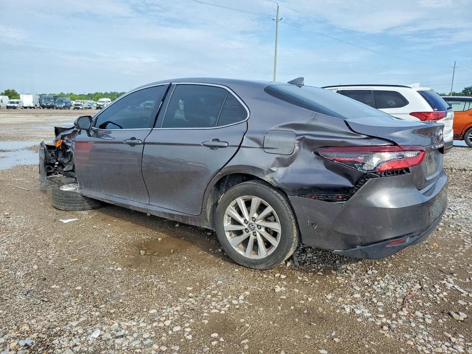 2023 TOYOTA CAMRY LE 2