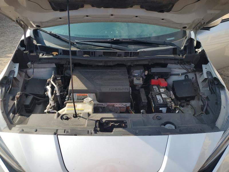 2021 NISSAN LEAF SV SV 11