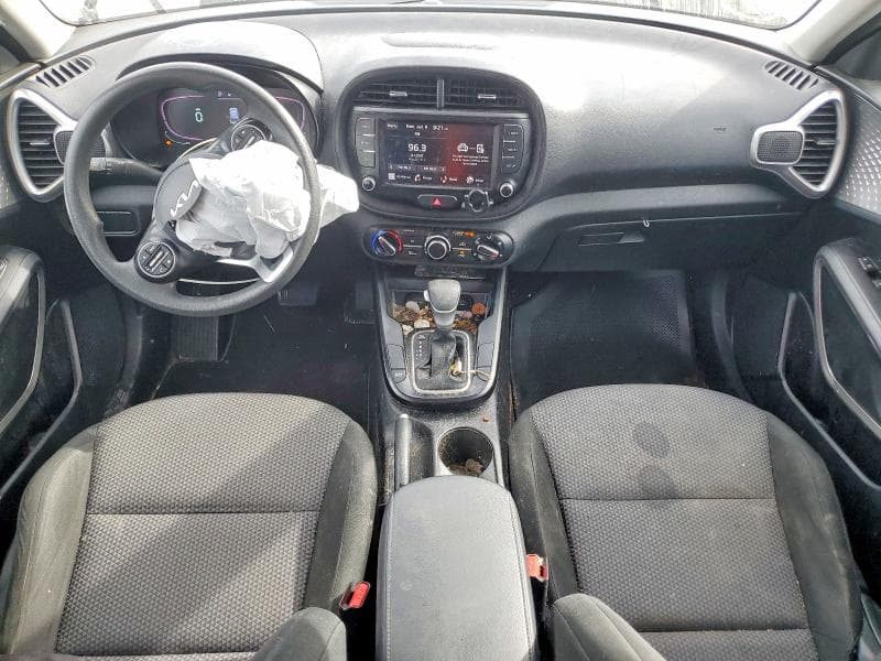 2023 KIA SOUL LX 8