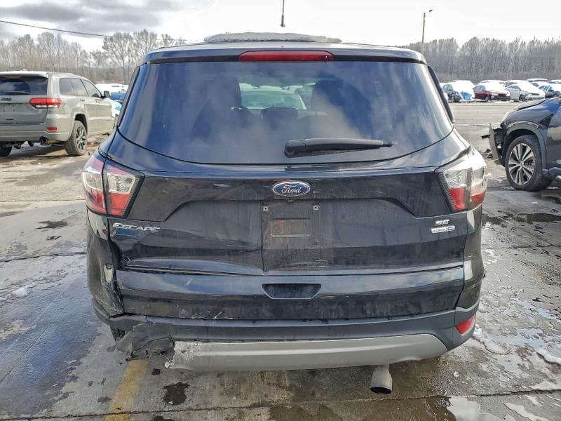 2017 FORD ESCAPE SE 6