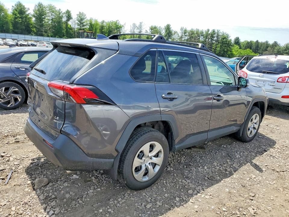 2019 TOYOTA RAV4 LE 3