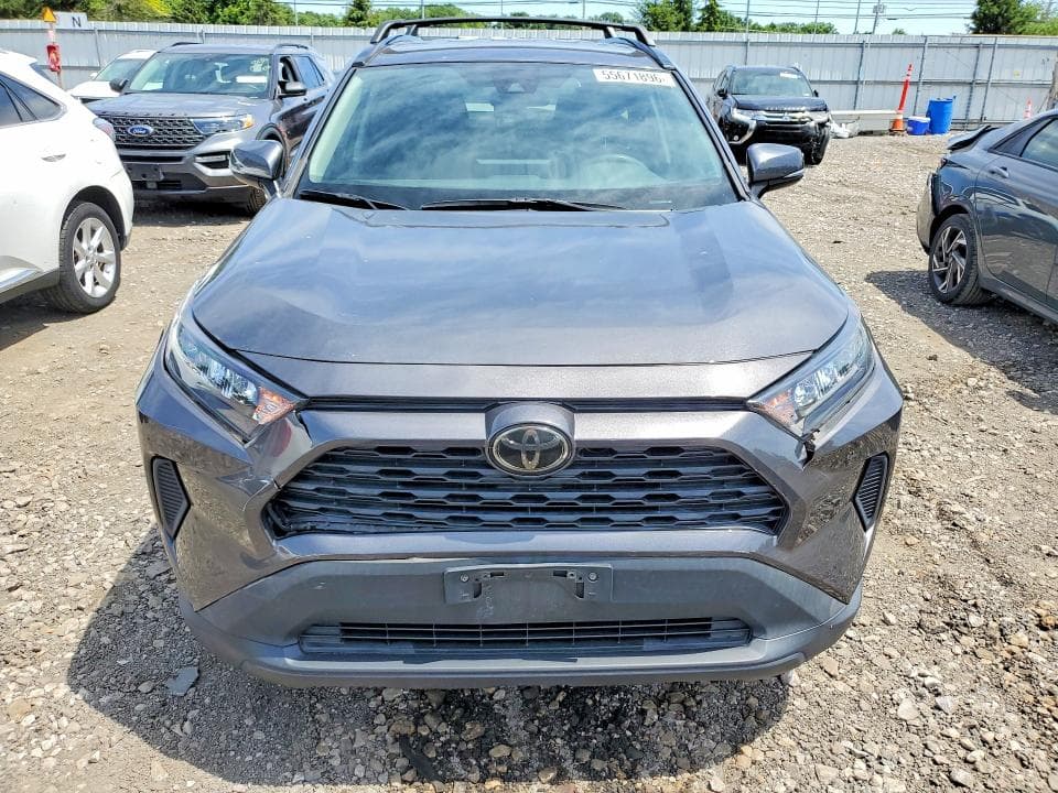 2019 TOYOTA RAV4 LE 5