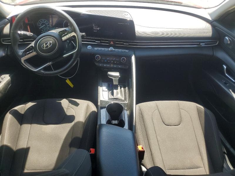 2023 HYUNDAI ELANTRA SEL SEL 8