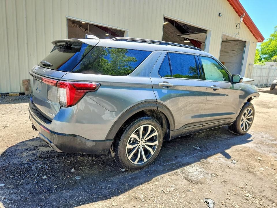 2026 FORD EXPLORER ST-LINE 3