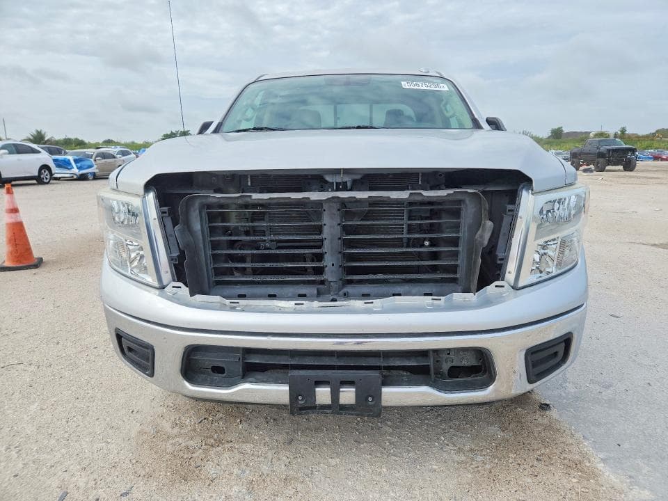 2017 NISSAN TITAN S S 6