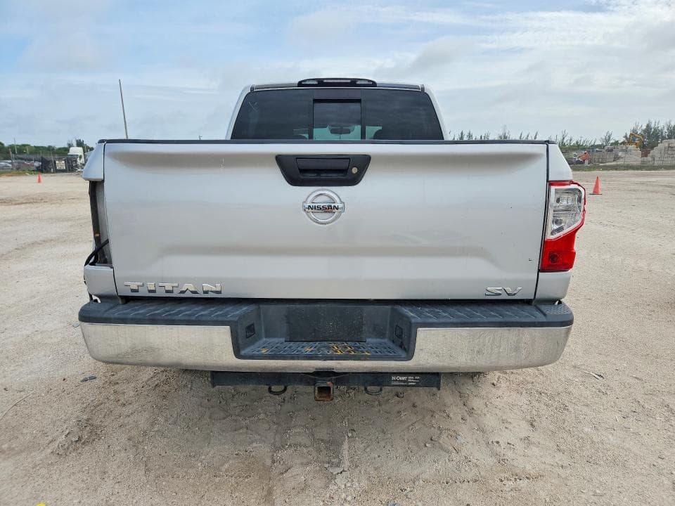2017 NISSAN TITAN S S 7