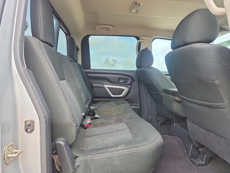 2017 NISSAN TITAN S S 11
