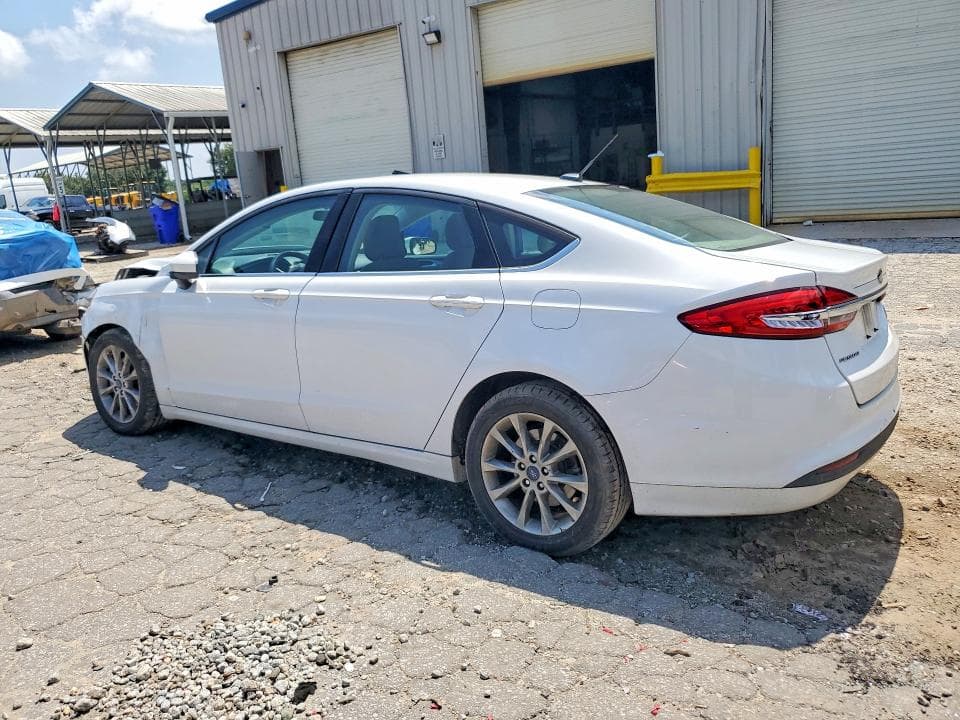 2017 FORD FUSION SE 2