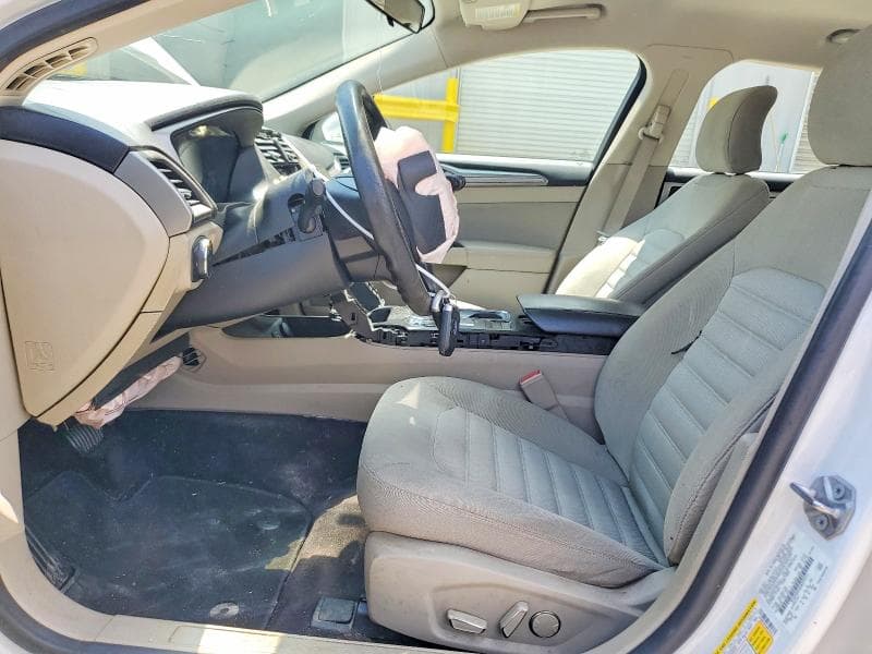 2017 FORD FUSION SE 7