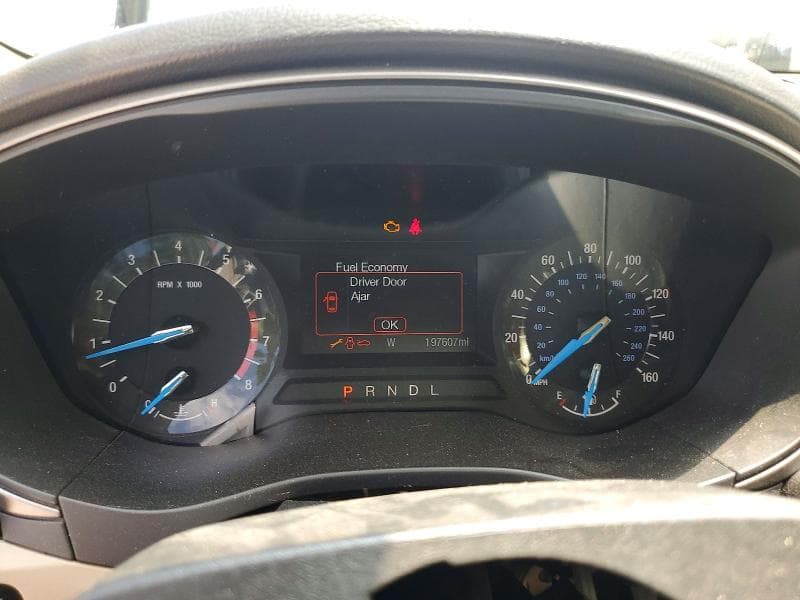 2017 FORD FUSION SE 9