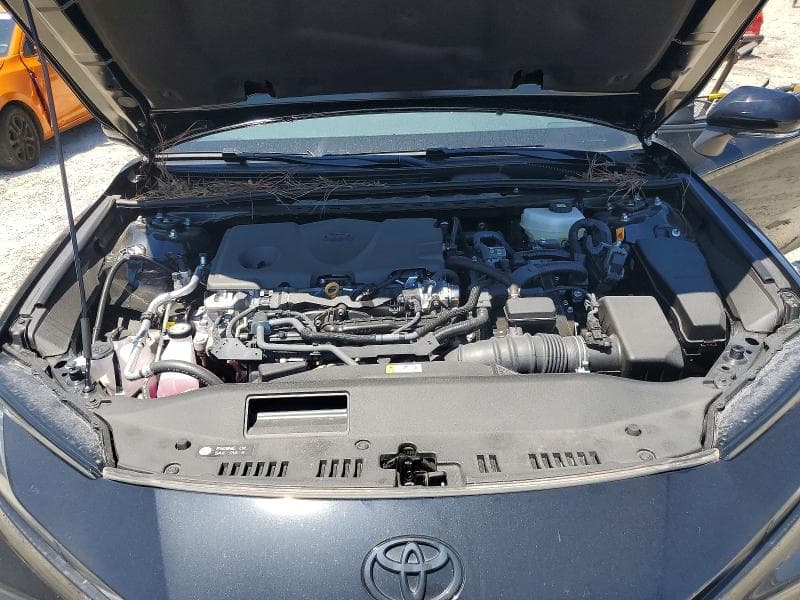 2025 TOYOTA CAMRY SE 11