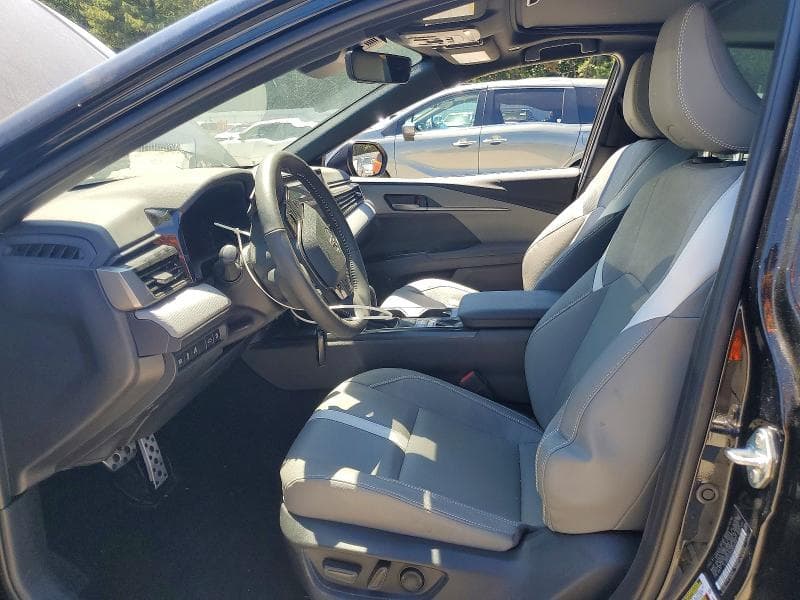 2025 TOYOTA CAMRY SE 7