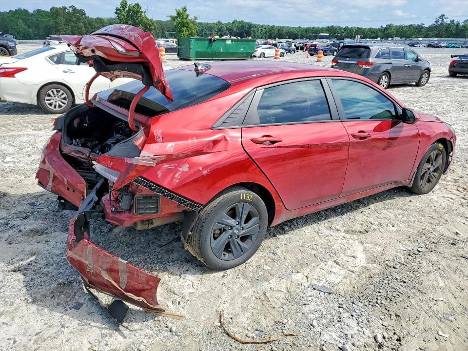 2023 HYUNDAI ELANTRA SEL 3