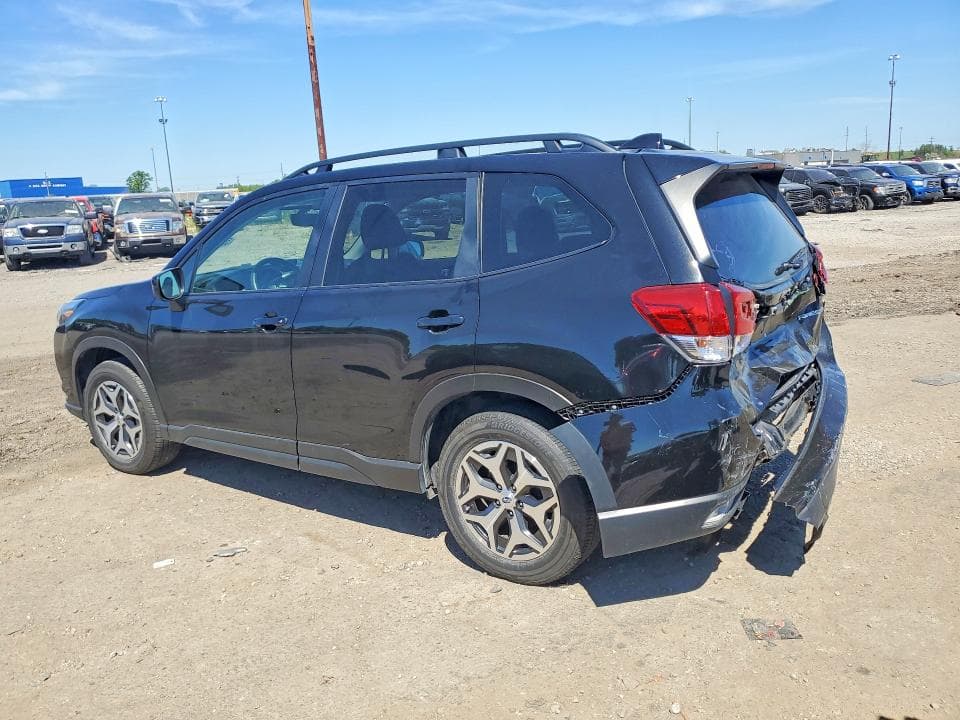 2024 SUBARU FORESTER PREMIUM 2