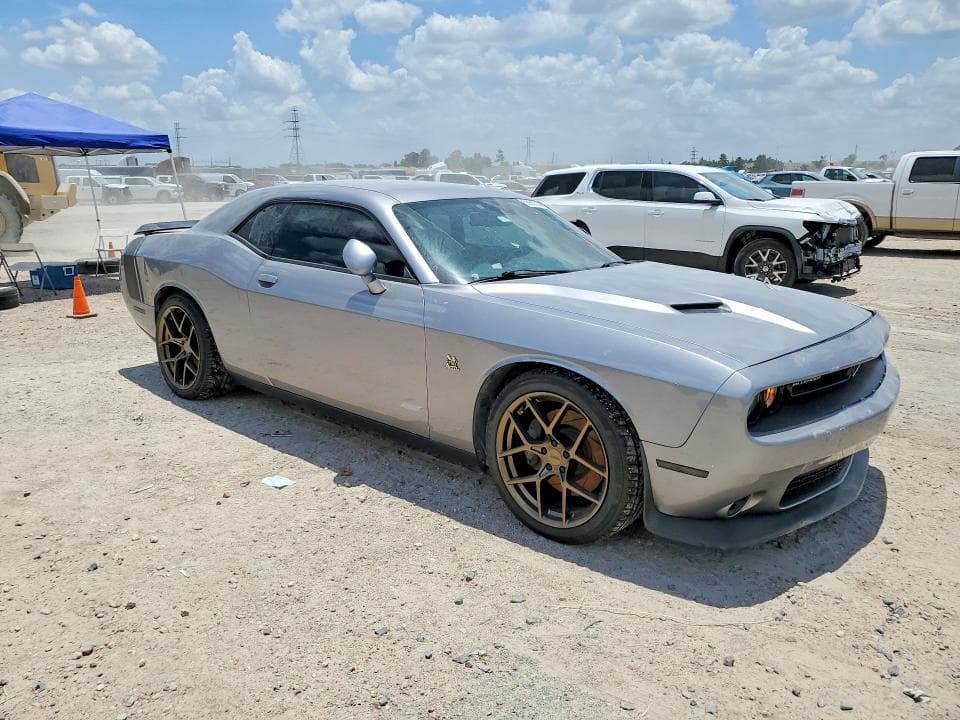 2018 DODGE CHALLENGER R 4